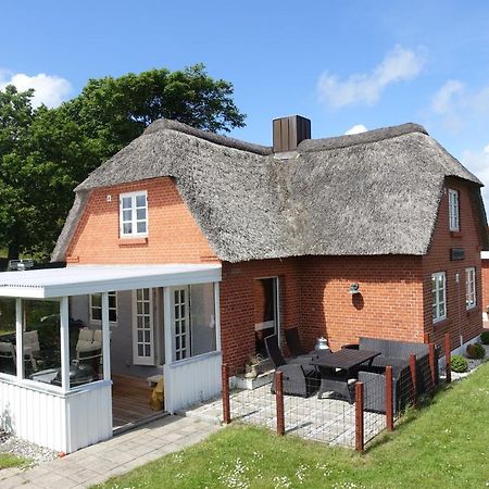 Thatched Holiday Home In Struer, Jutland With A View Esterno foto