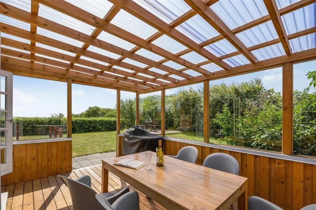 Thatched Holiday Home In Struer, Jutland With A View Esterno foto